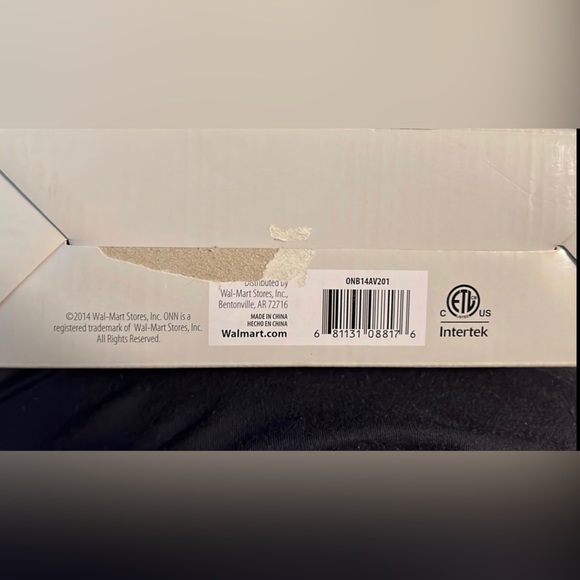 Onn digital AM/FM clock radio, alarm clock, new in box, black - Picture 7 of 7